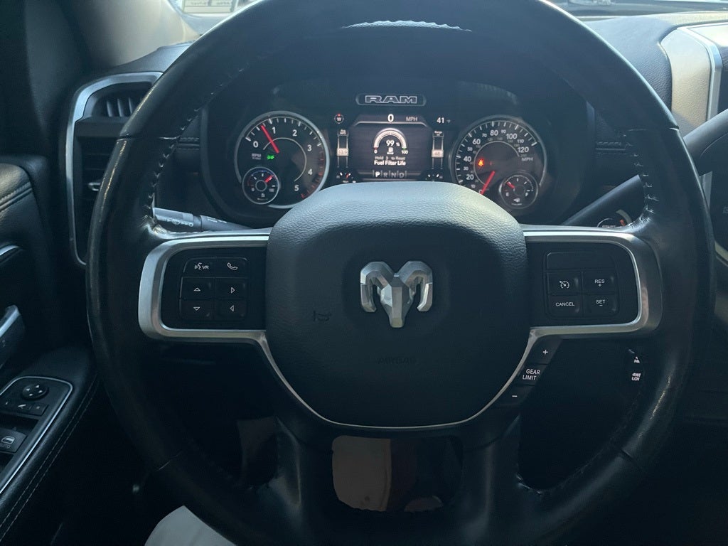 2020 RAM 2500 Laramie Crew Cab 4X4 6'4' Box