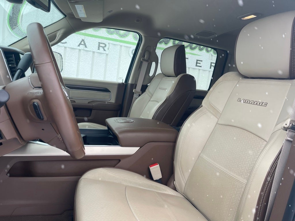 2022 RAM 2500 Laramie Crew Cab 4x4 6'4' Box