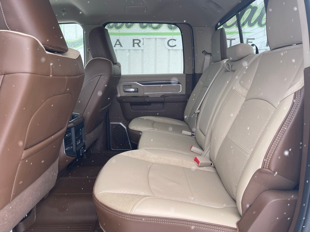2022 RAM 2500 Laramie Crew Cab 4x4 6'4' Box
