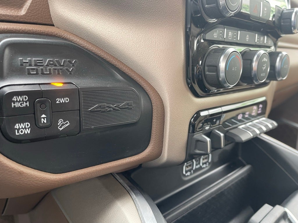 2022 RAM 2500 Laramie Crew Cab 4x4 6'4' Box