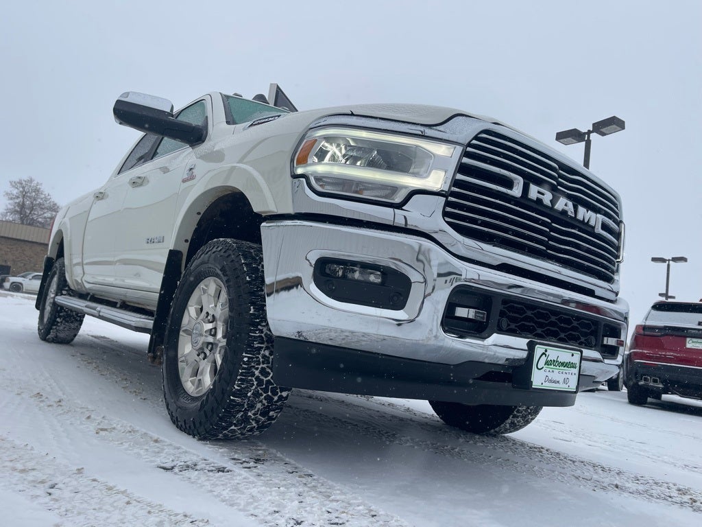 2022 RAM 2500 Laramie Crew Cab 4x4 6'4' Box
