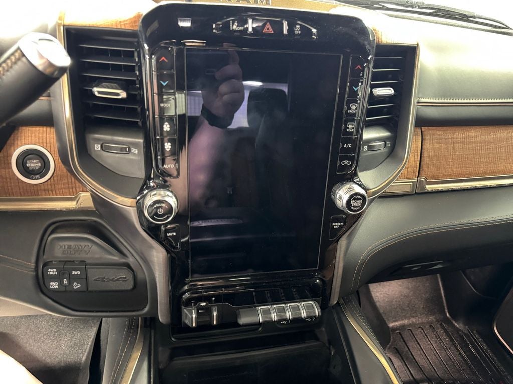 2021 RAM 2500 Limited Longhorn Crew Cab 4x4 6'4' Box