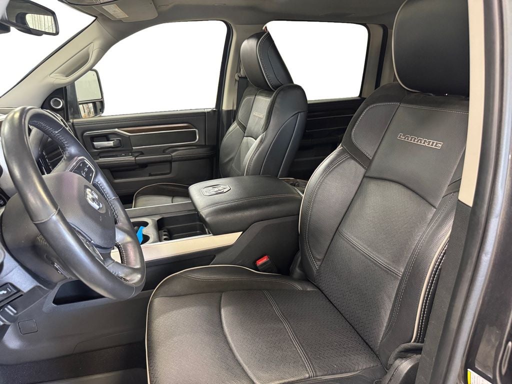 2024 RAM 2500 Laramie Crew Cab 4x4 6'4' Box