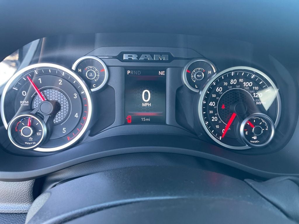 2026 RAM Ram 5500 Chassis Cab RAM 5500 TRADESMAN CHASSIS CREW CAB 4X4 84' CA