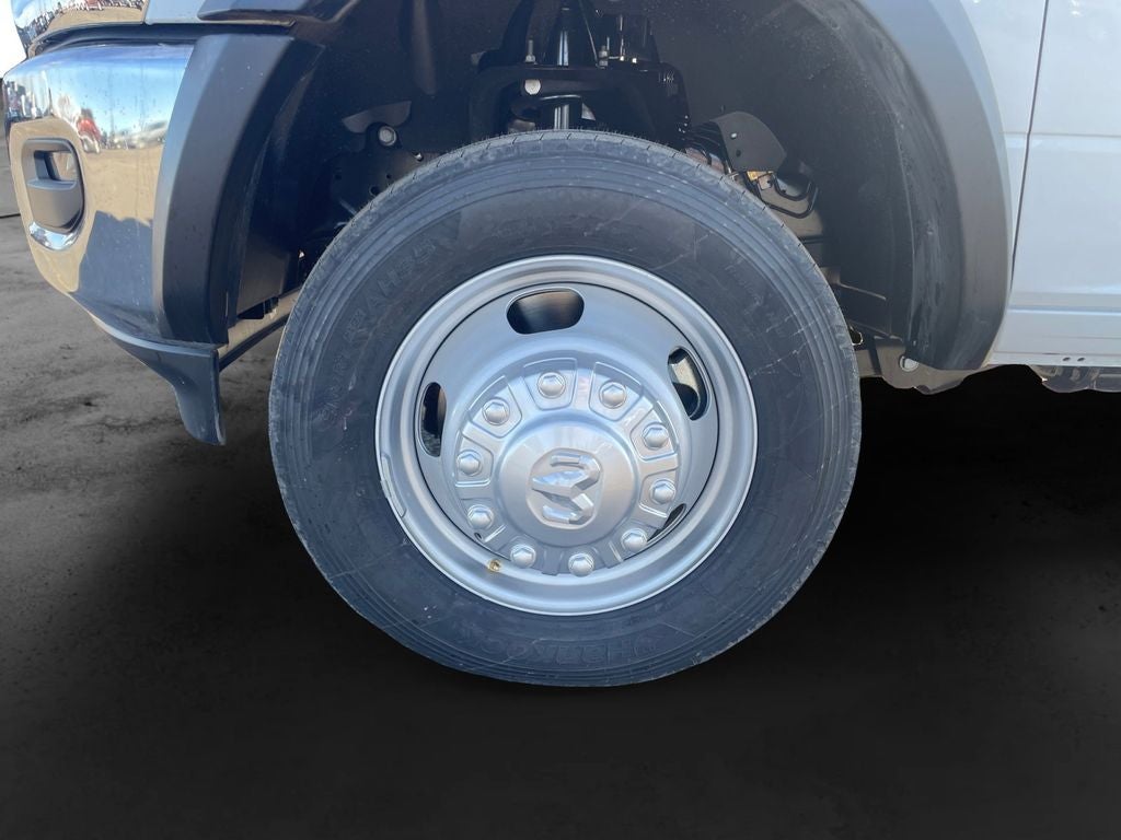 2026 RAM Ram 5500 Chassis Cab RAM 5500 TRADESMAN CHASSIS CREW CAB 4X4 84' CA