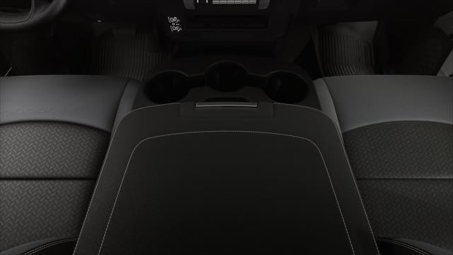 2026 RAM Ram 5500 Chassis Cab RAM 5500 TRADESMAN CHASSIS CREW CAB 4X4 84' CA