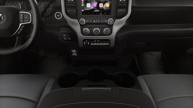 2026 RAM Ram 5500 Chassis Cab RAM 5500 TRADESMAN CHASSIS CREW CAB 4X4 84' CA