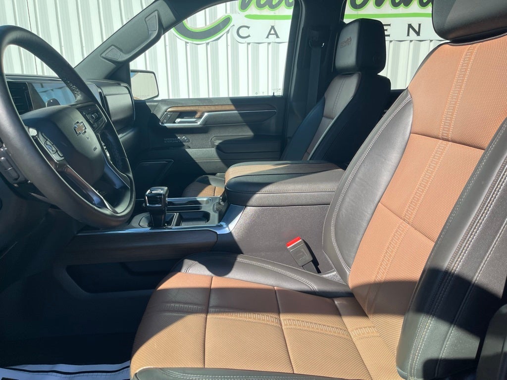 2023 Chevrolet Silverado 1500 4WD Crew Cab Short Bed High Country