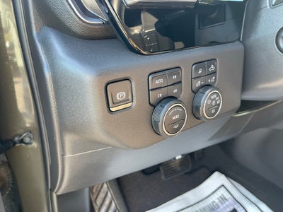 2023 Chevrolet Silverado 1500 4WD Crew Cab Short Bed High Country