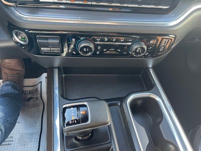 2023 Chevrolet Silverado 1500 4WD Crew Cab Short Bed High Country