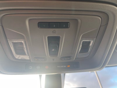 2020 Chevrolet Silverado 1500 4WD Crew Cab Short Bed LT