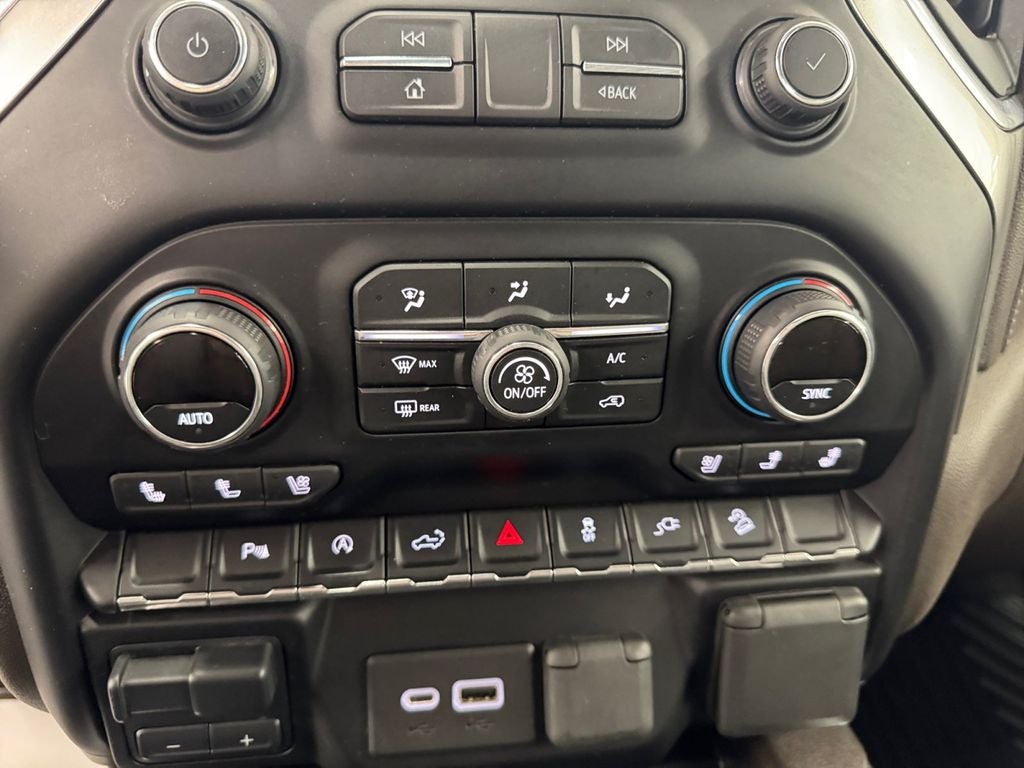 2020 Chevrolet Silverado 1500 4WD Crew Cab Short Bed LTZ