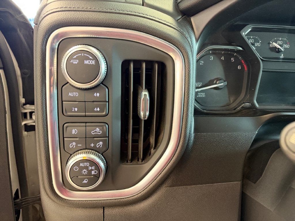 2020 GMC Sierra 1500 4WD Crew Cab Short Box SLT