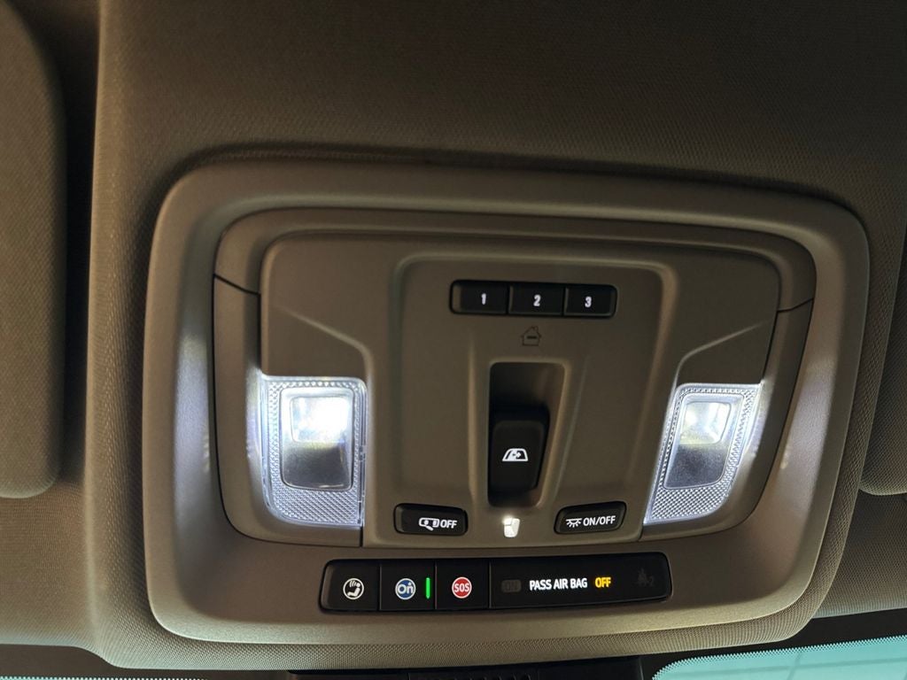 2023 GMC Sierra 1500 4WD Crew Cab Standard Box Elevation
