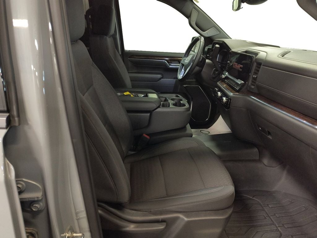 2024 GMC Sierra 1500 4WD Crew Cab Short Box Elevation with 3SB