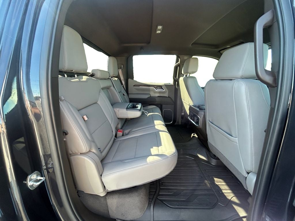 2024 GMC Sierra 1500 4WD Crew Cab Short Box SLT