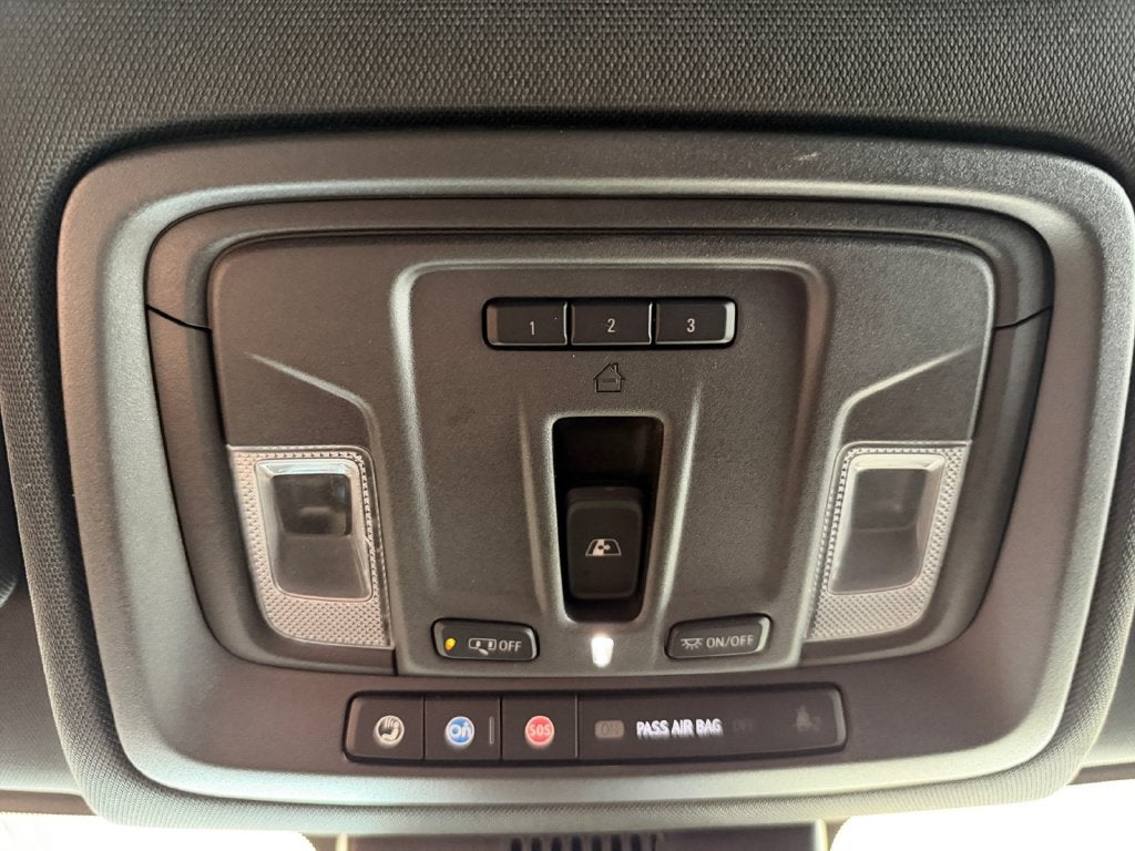 2023 GMC Sierra 1500 4WD Crew Cab Standard Box AT4
