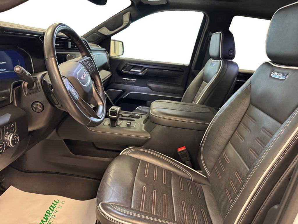 2023 GMC Sierra 1500 4WD Crew Cab Short Box AT4X