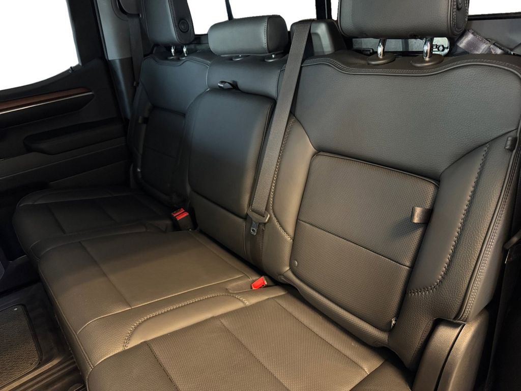 2023 GMC Sierra 1500 4WD Crew Cab Short Box Denali