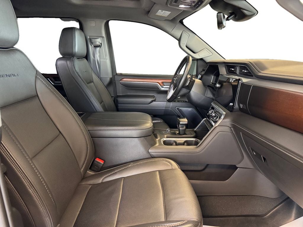 2023 GMC Sierra 1500 4WD Crew Cab Short Box Denali