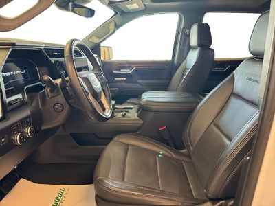 2023 GMC Sierra 1500 4WD Crew Cab Short Box Denali