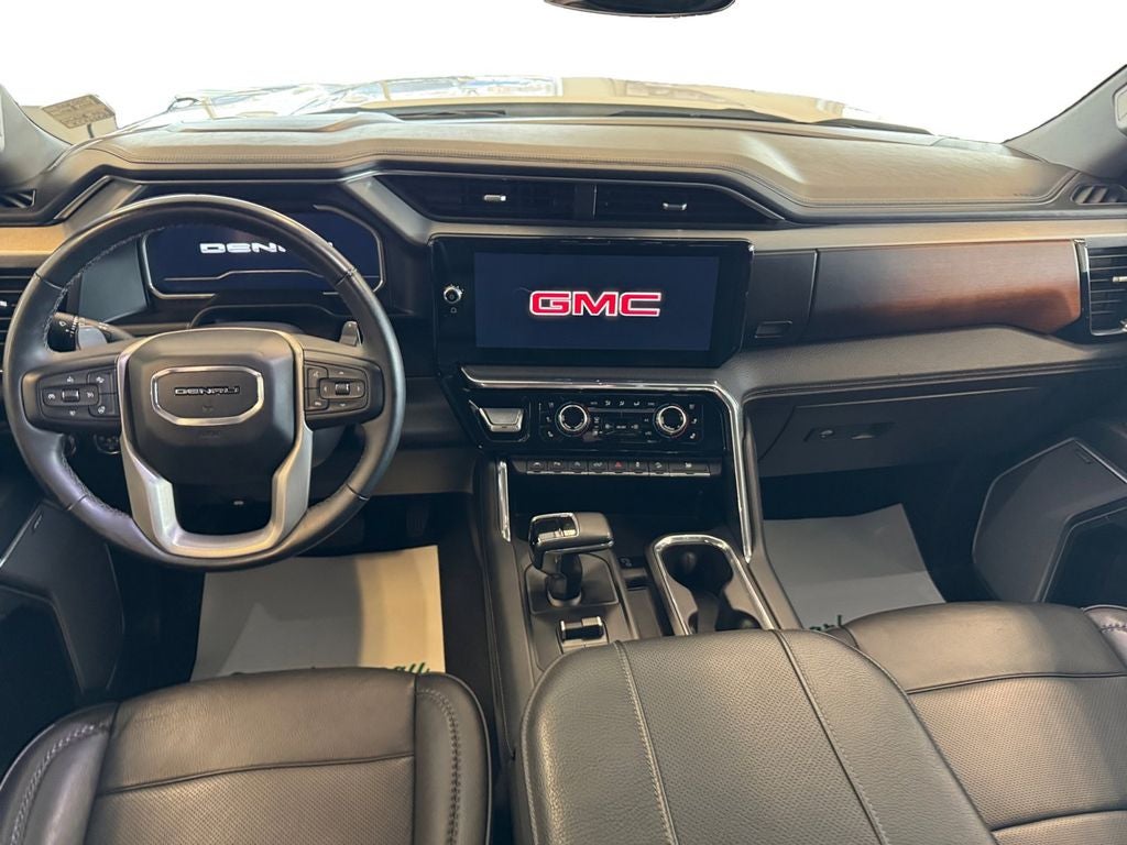 2023 GMC Sierra 1500 4WD Crew Cab Short Box Denali