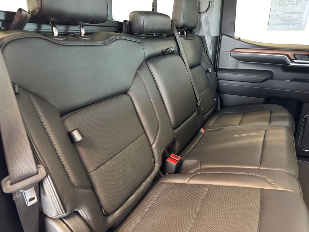 2023 GMC Sierra 1500 4WD Crew Cab Short Box Denali