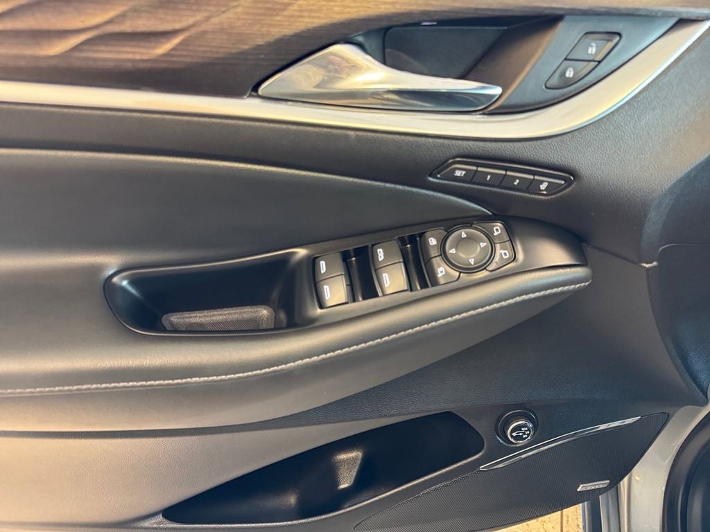 2023 Buick Enclave Avenir AWD