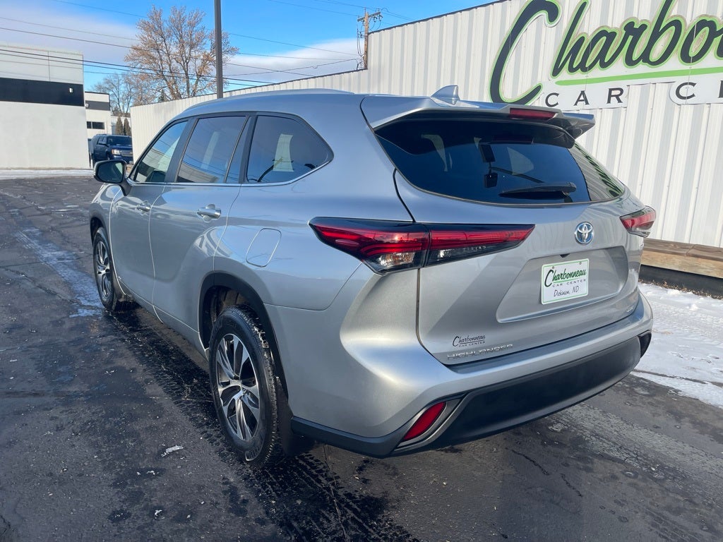 2023 Toyota Highlander Hybrid XLE