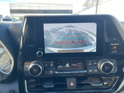 2023 Toyota Highlander Hybrid XLE