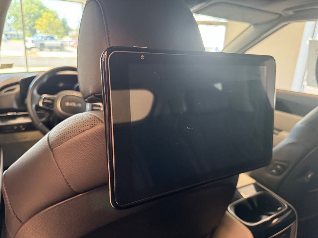 2024 Kia Carnival MPV SX Prestige